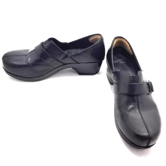 Dansko Tamara Black Leather Slip-On Clogs With Adjustable Strap - Picture 2 of 16